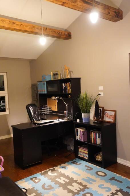 Nice And Cozy. Sleeps 5. Lejlighed Chicago Eksteriør billede
