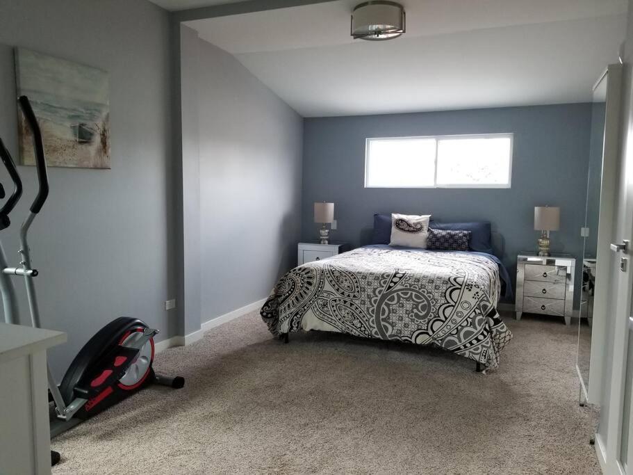 Nice And Cozy. Sleeps 5. Lejlighed Chicago Eksteriør billede