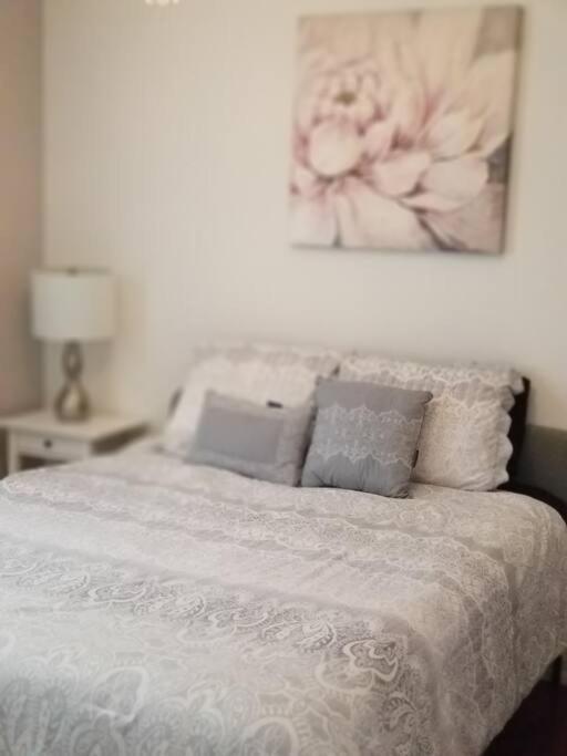Nice And Cozy. Sleeps 5. Lejlighed Chicago Eksteriør billede